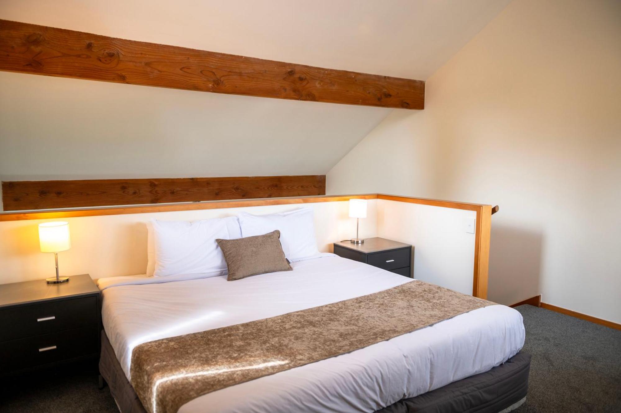 Punga Grove Motel Франц Джоузеф Екстериор снимка