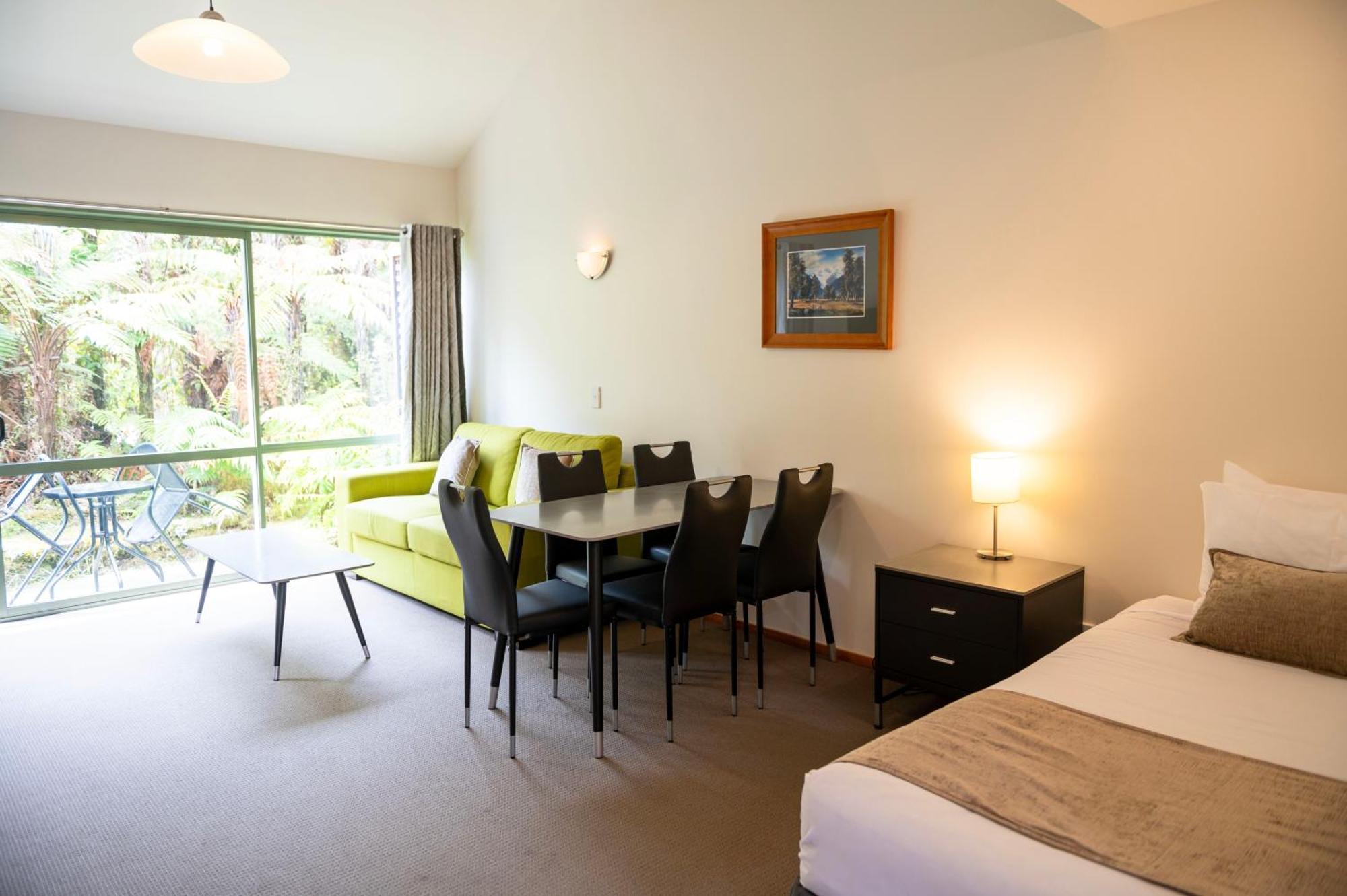Punga Grove Motel Франц Джоузеф Екстериор снимка