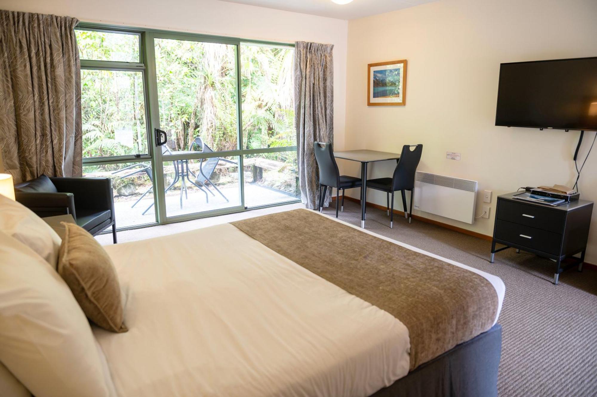 Punga Grove Motel Франц Джоузеф Екстериор снимка